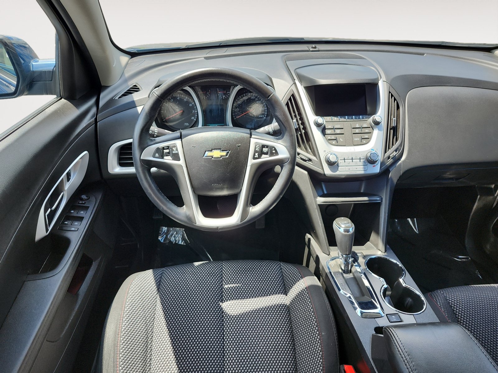 Used 2017 Chevrolet Equinox LT w/ Convenience Package FWD image 11