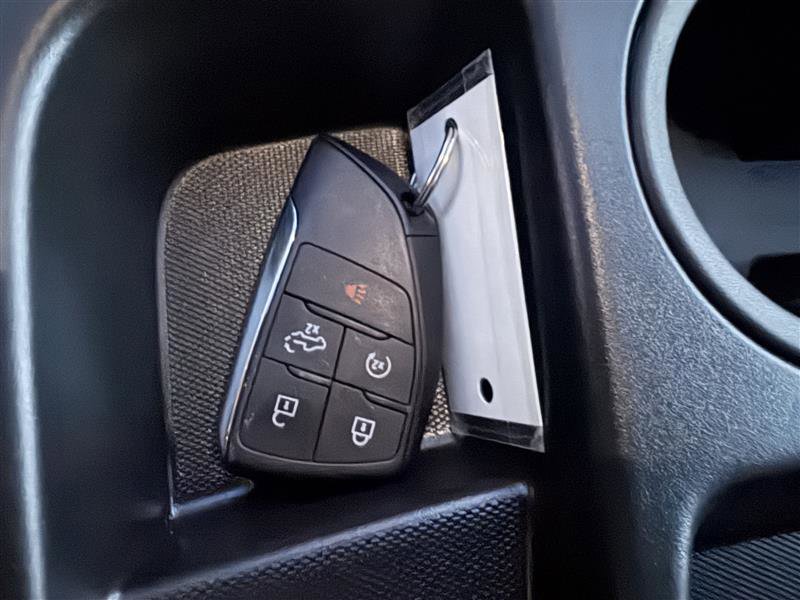 Used 2025 GMC Sierra 1500 SLT AWD/4WD image 20