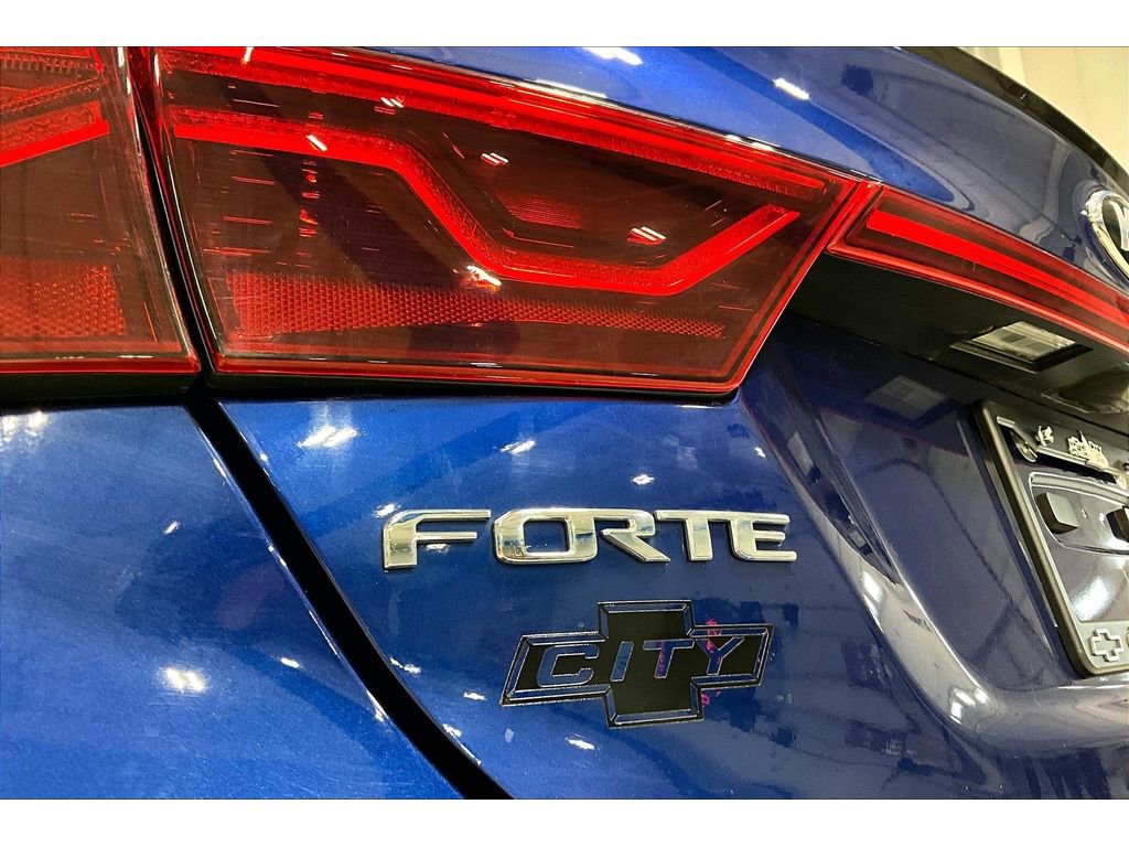 Used 2020 Kia Forte GT-Line image 10