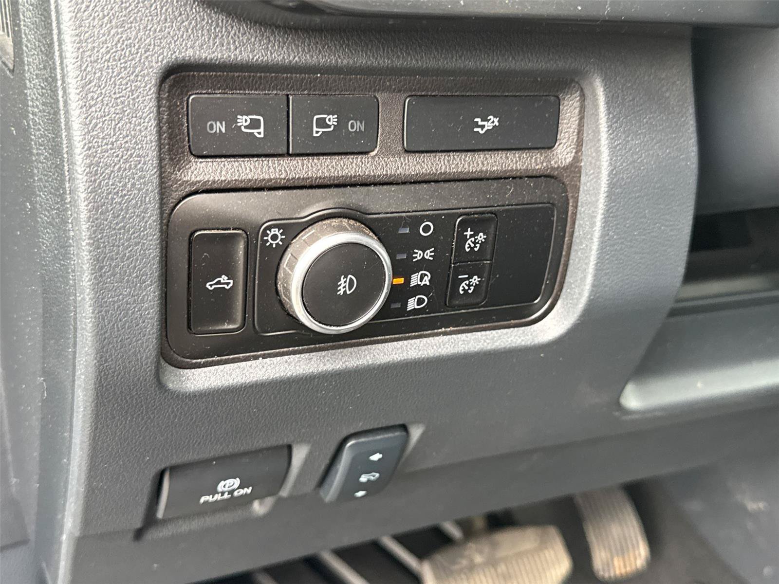 Certified 2024 Ford F350 Lariat AWD/4WD image 27