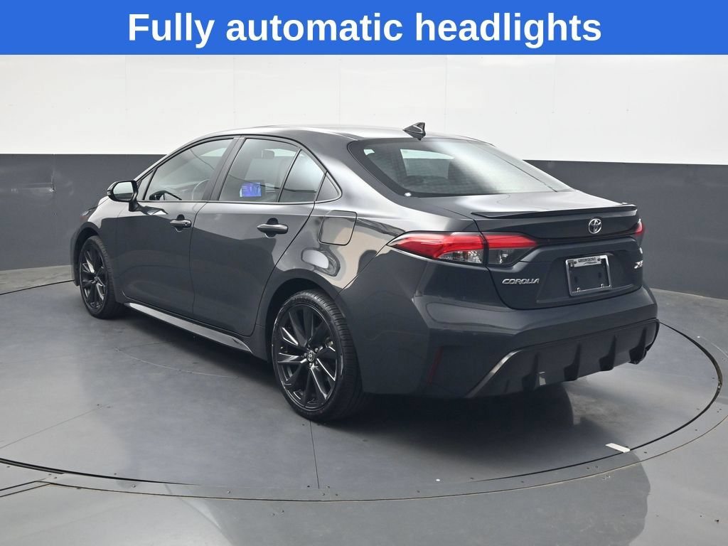 Used 2023 Toyota Corolla XSE FWD image 6