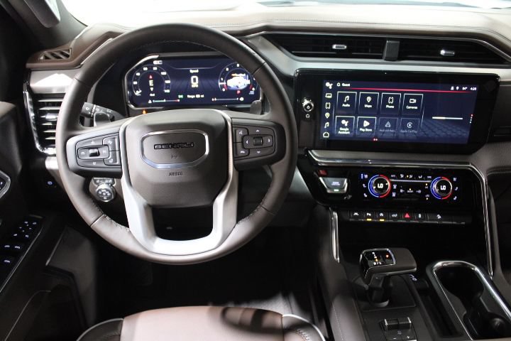 New 2026 GMC Sierra 1500 Denali w/ Denali Reserve Package AWD/4WD image 33