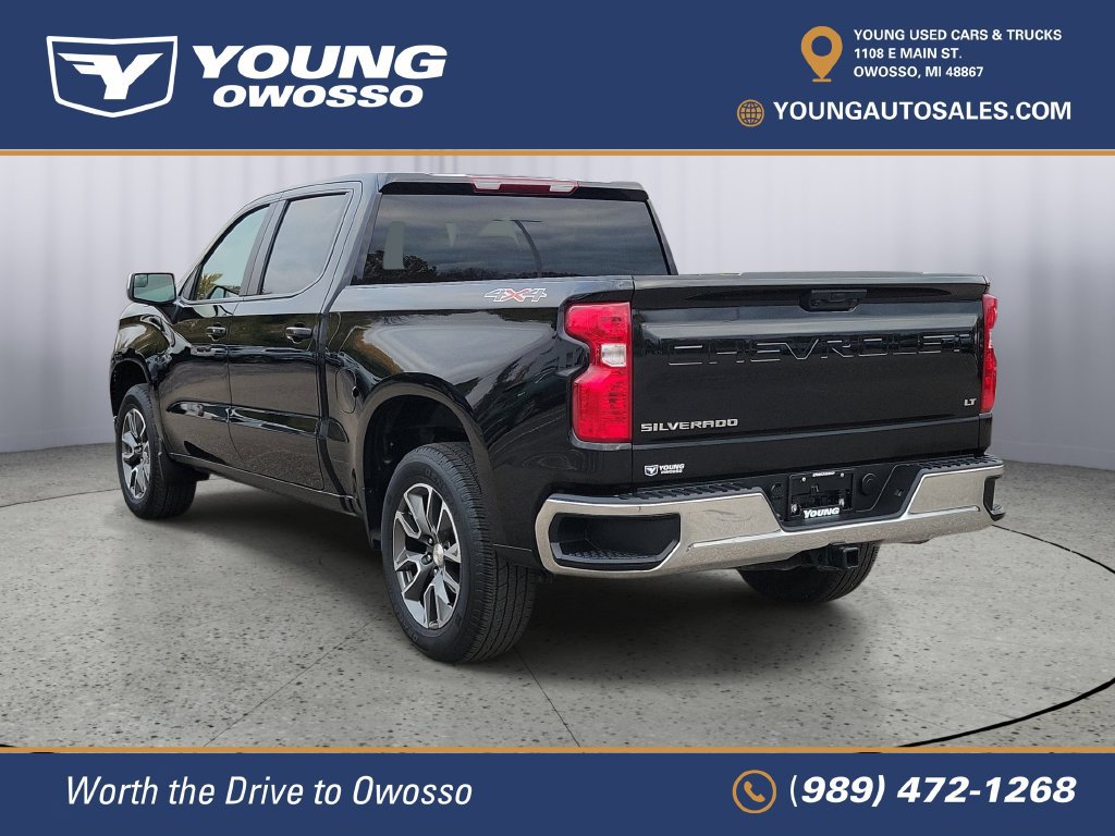 Used 2025 Chevrolet Silverado 1500 LT AWD/4WD image 4