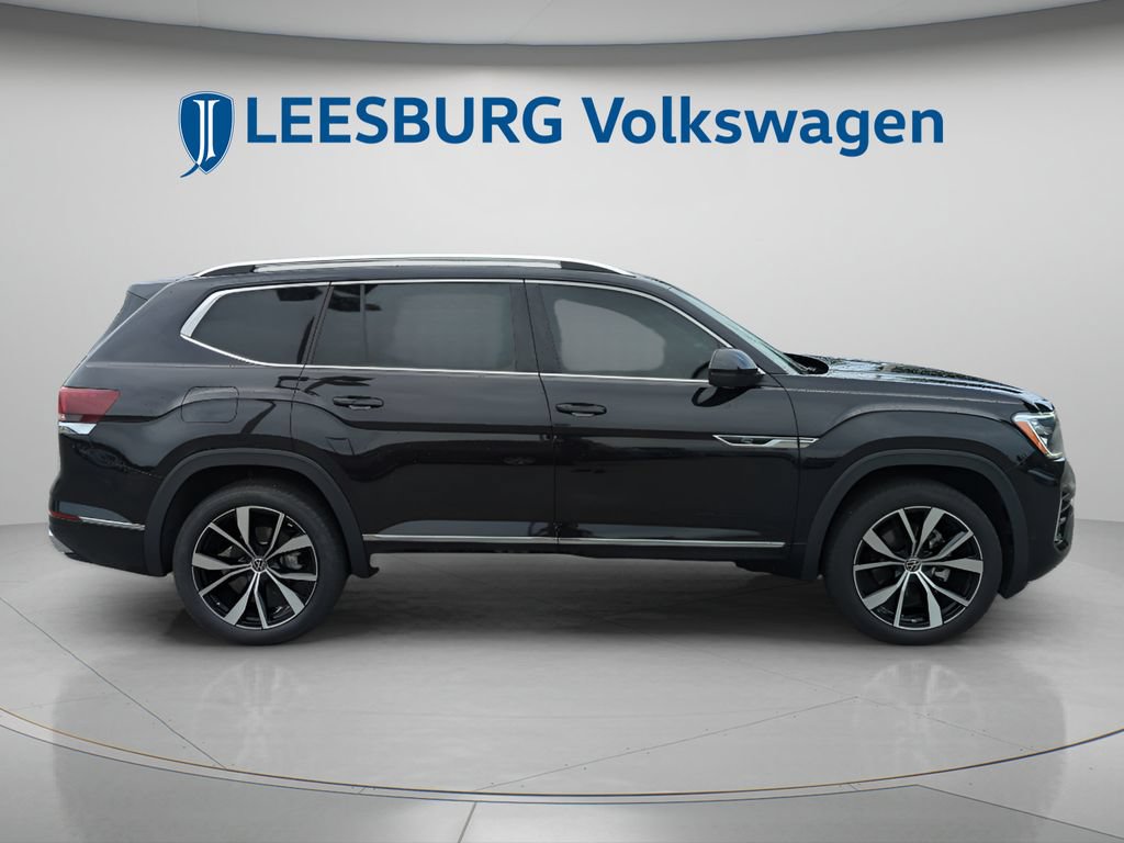 Used 2026 Volkswagen Atlas SEL Premium R-Line AWD/4WD image 3