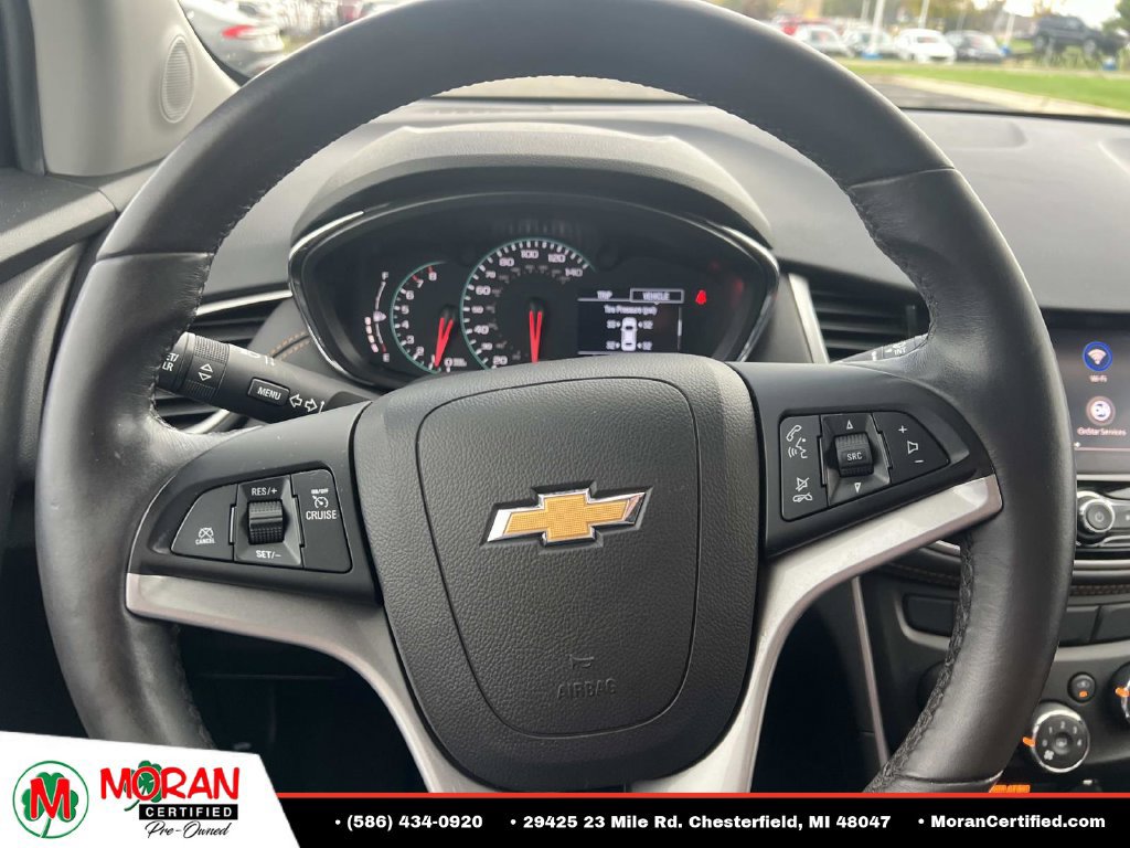 Used 2021 Chevrolet Trax LT w/ Driver Confidence Package FWD image 18