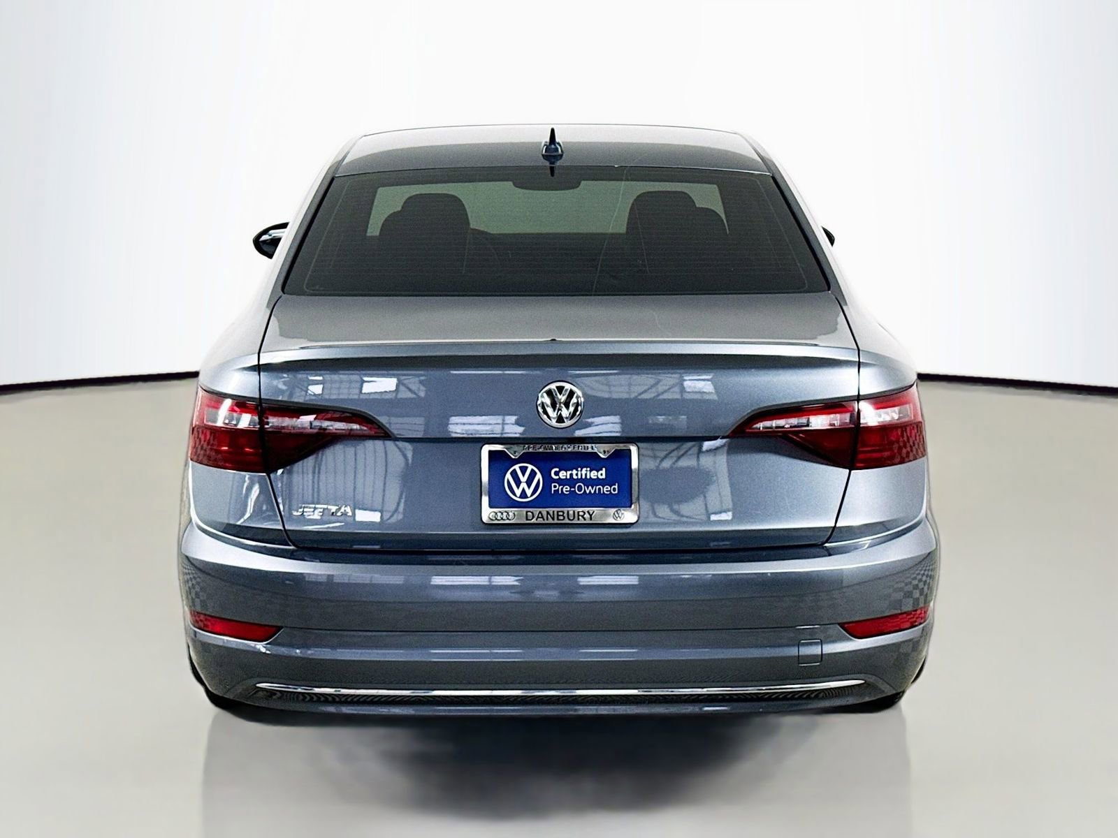 Certified 2021 Volkswagen Jetta SE w/ SE Cold Weather Package FWD image 10