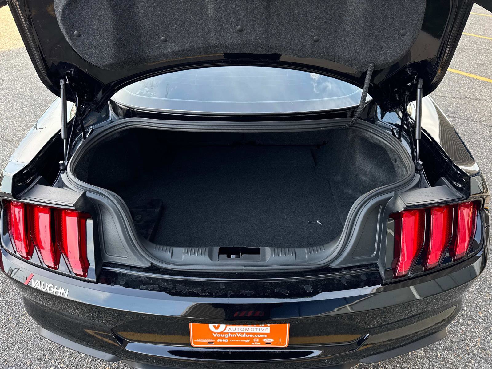 Used 2022 Ford Mustang GT image 6