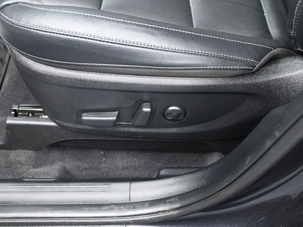 Certified 2025 Kia Telluride EX image 11