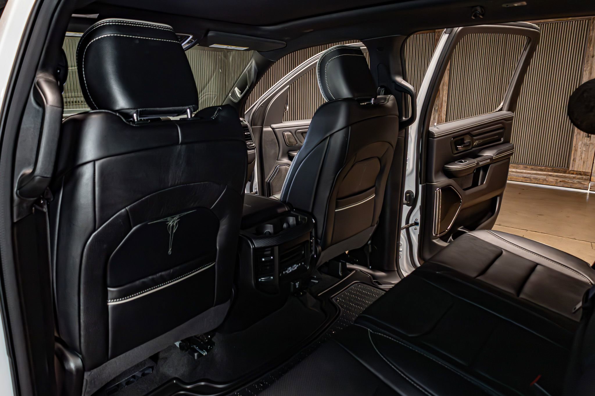 Used 2023 RAM 1500 Limited image 25