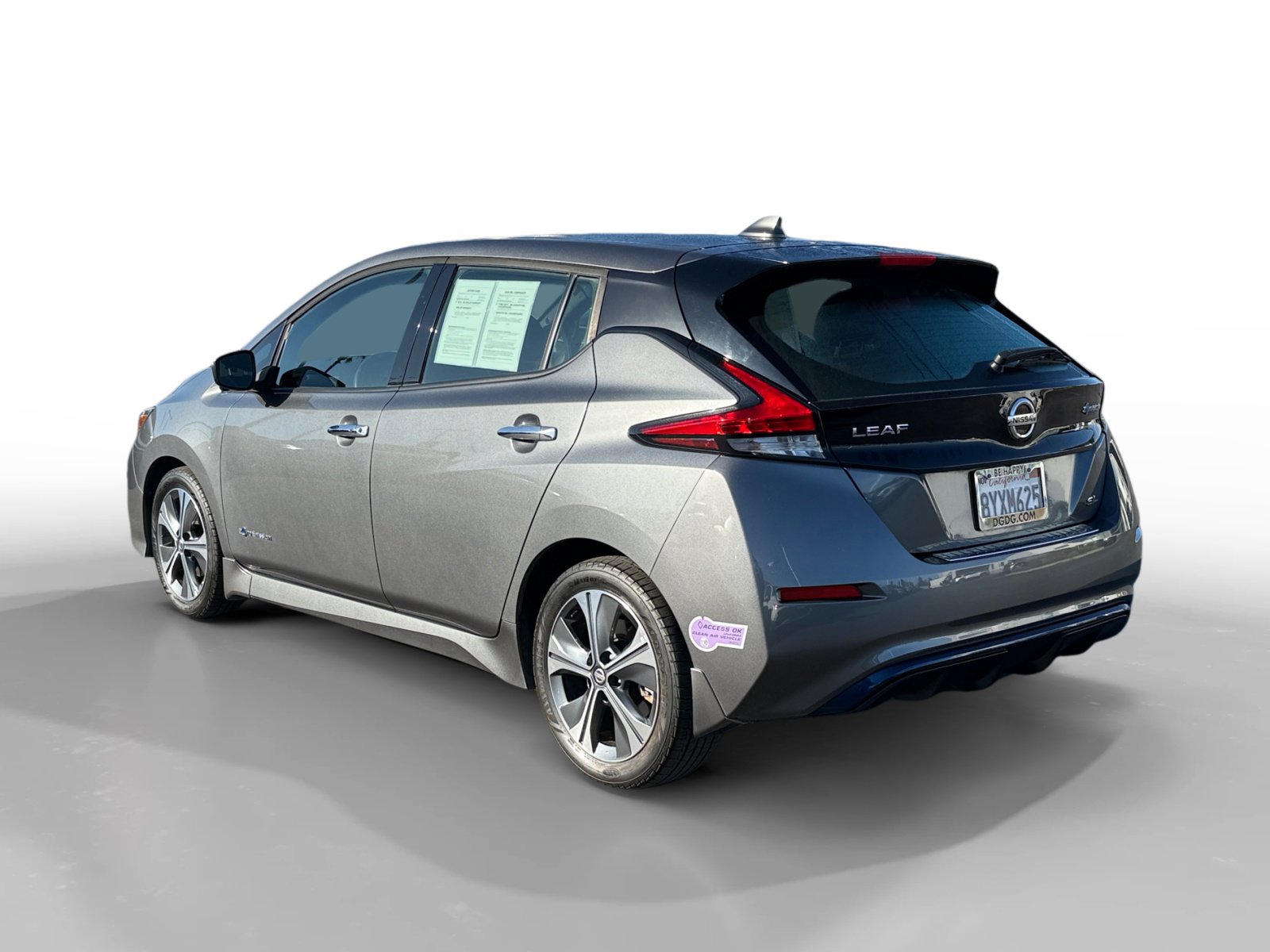 Used 2018 Nissan Leaf SL w/ SL Technology Package image 3