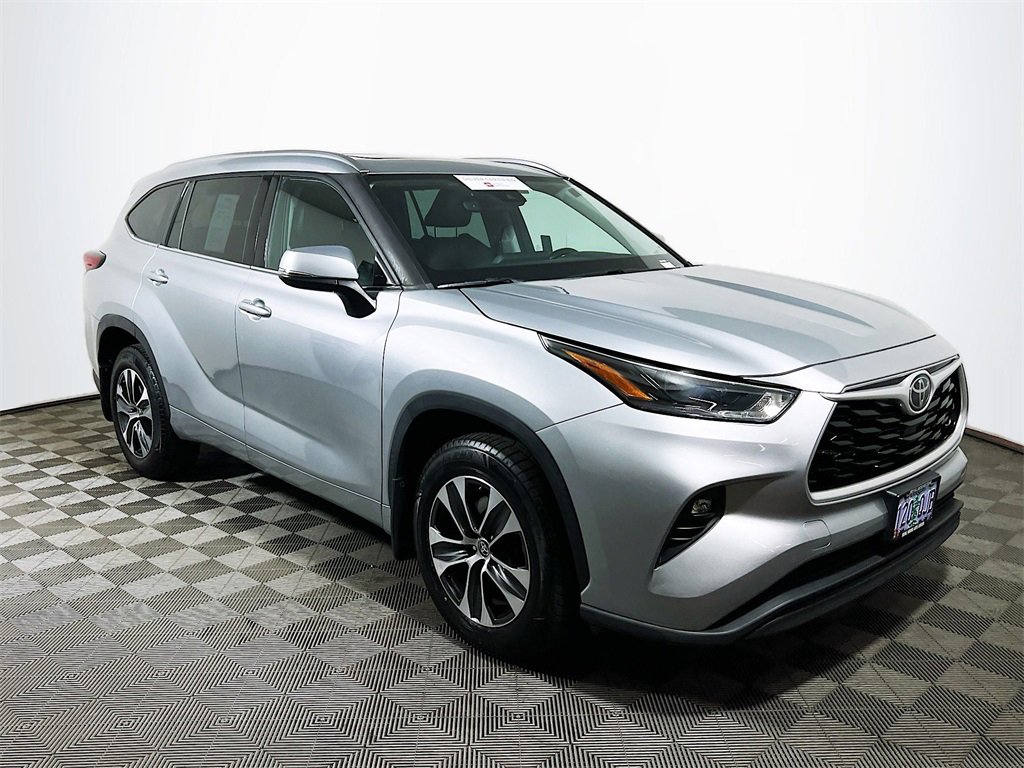 Certified 2021 Toyota Highlander XLE