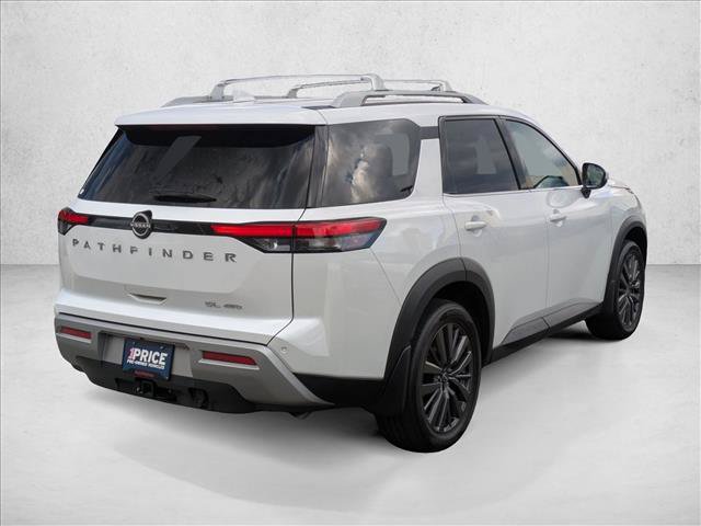 Used 2025 Nissan Pathfinder SL w/ SL Premium Package AWD/4WD image 5