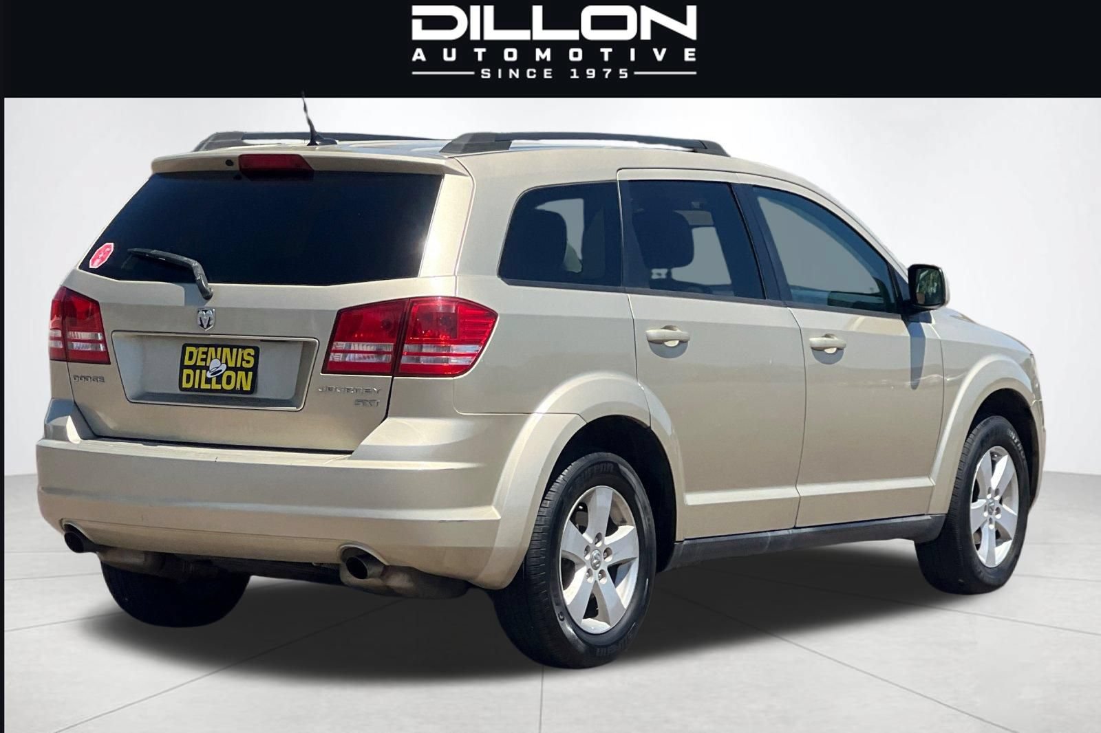 Used 2010 Dodge Journey SXT w/ Flexible Seating Group FWD image 4
