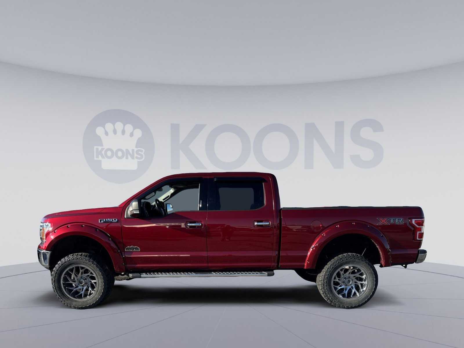 Used 2018 Ford F150 XLT w/ Equipment Group 302A Luxury image 2