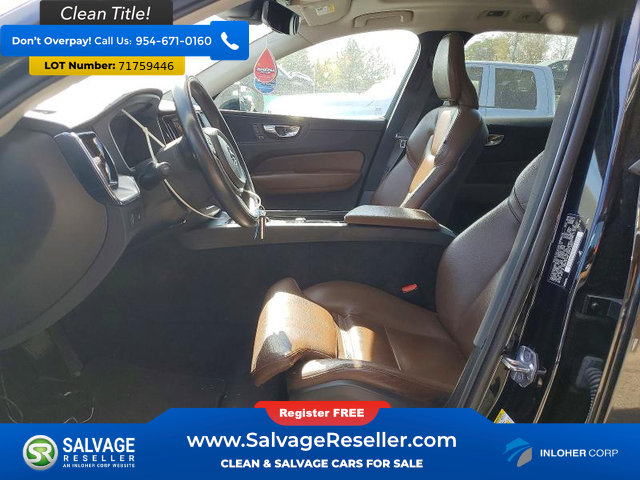 Used 2019 Volvo XC60 T5 Momentum w/ Premium Package FWD image 9