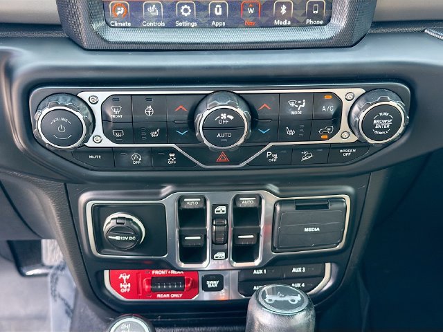 Used 2019 Jeep Wrangler Unlimited Rubicon AWD/4WD image 16