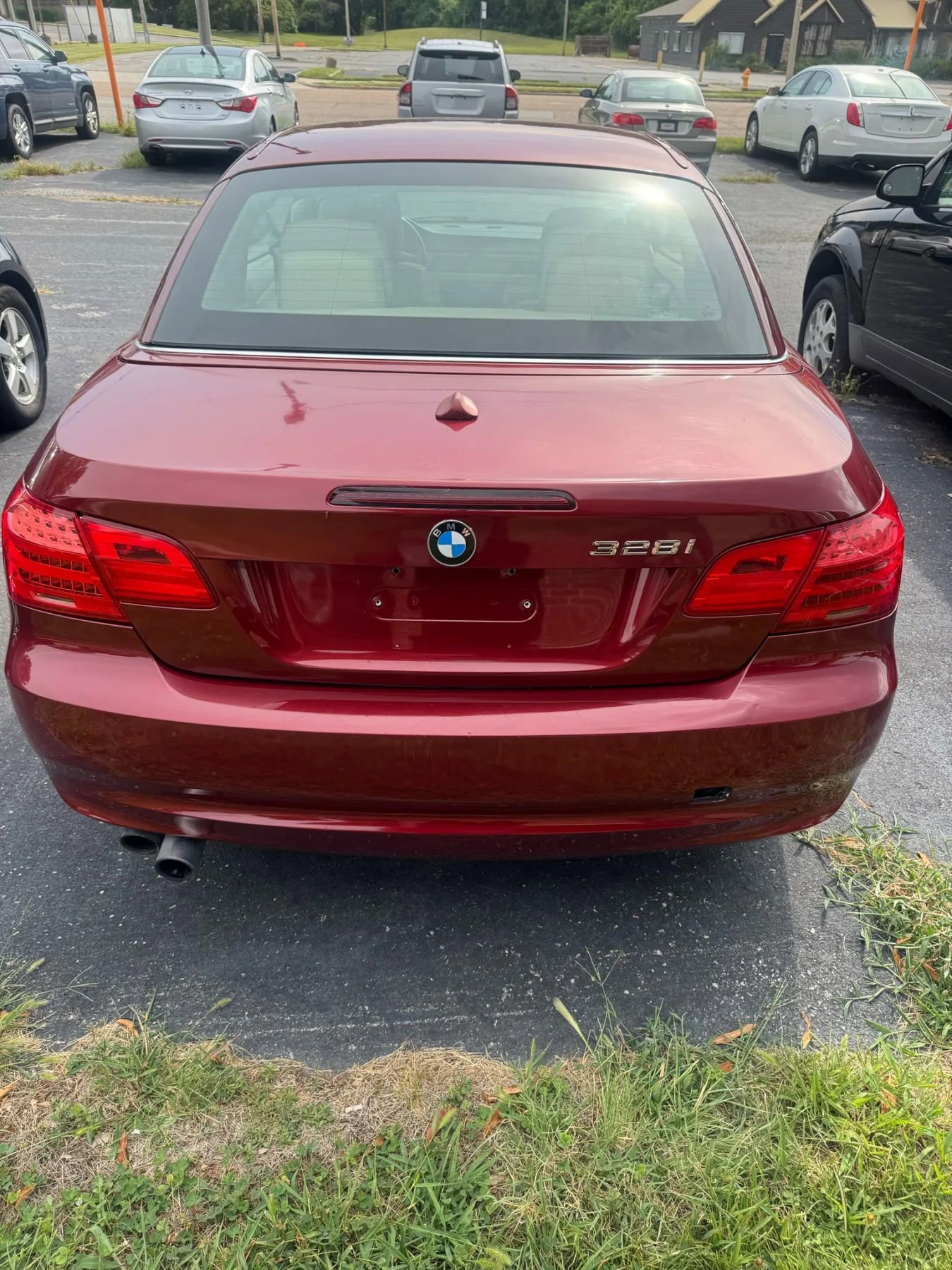 Used 2011 BMW 328i Convertible image 7
