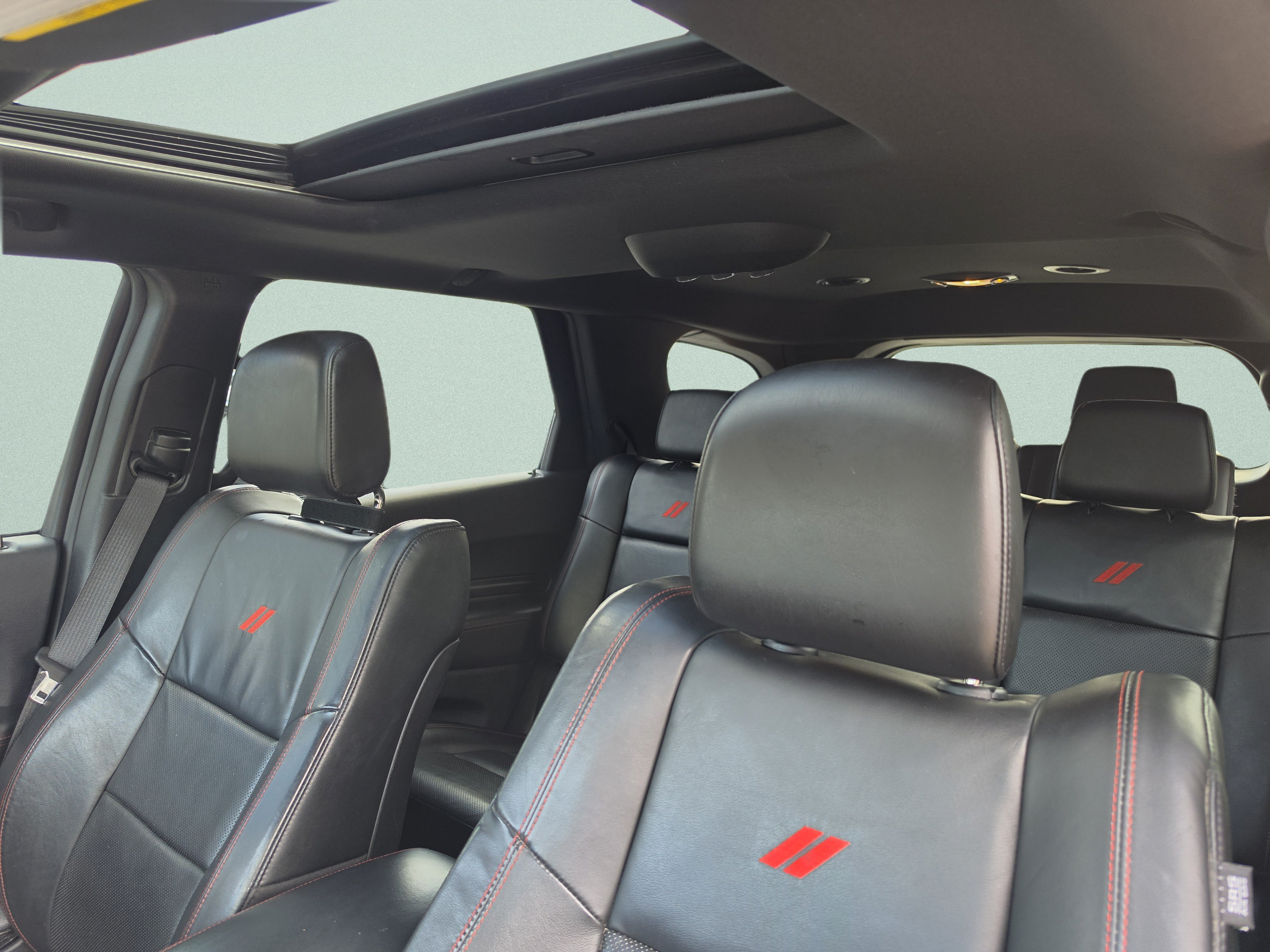 Used 2023 Dodge Durango R/T RWD image 28