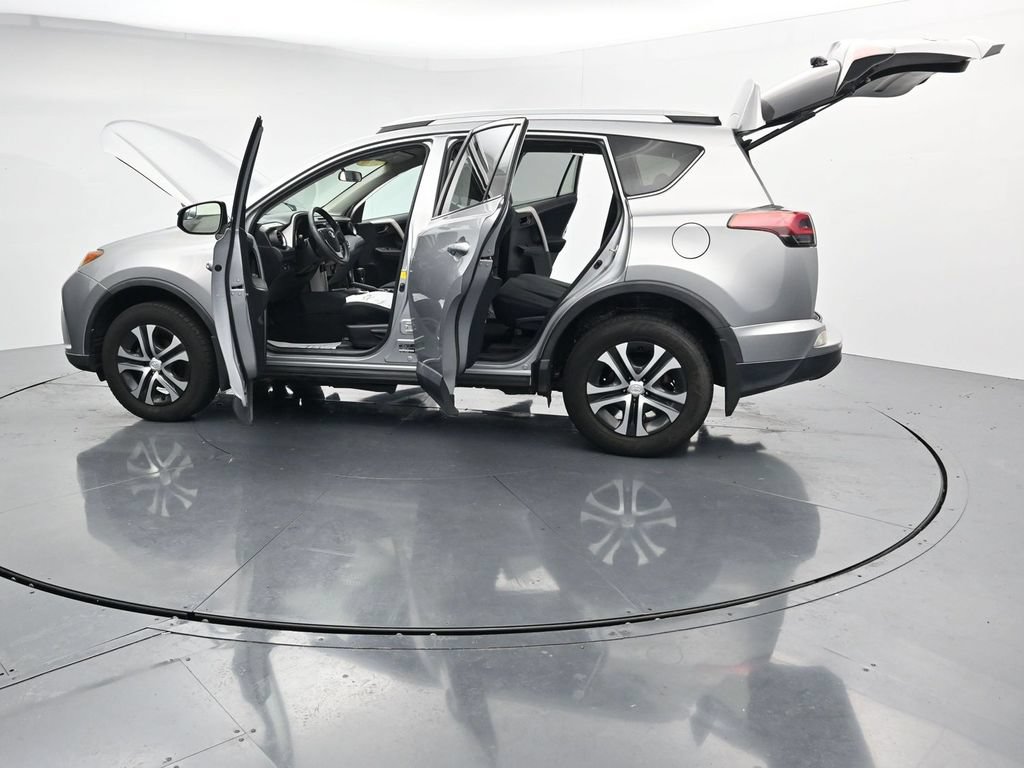 Used 2016 Toyota RAV4 LE AWD/4WD image 43