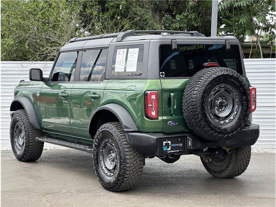 Used 2024 Ford Bronco Outer Banks AWD/4WD image 3