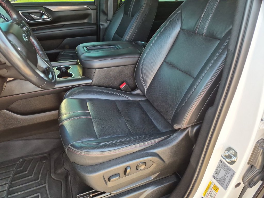 Used 2021 Chevrolet Suburban RST AWD/4WD image 15