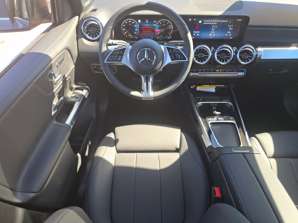 New 2026 Mercedes-Benz GLB 250 4MATIC image 25