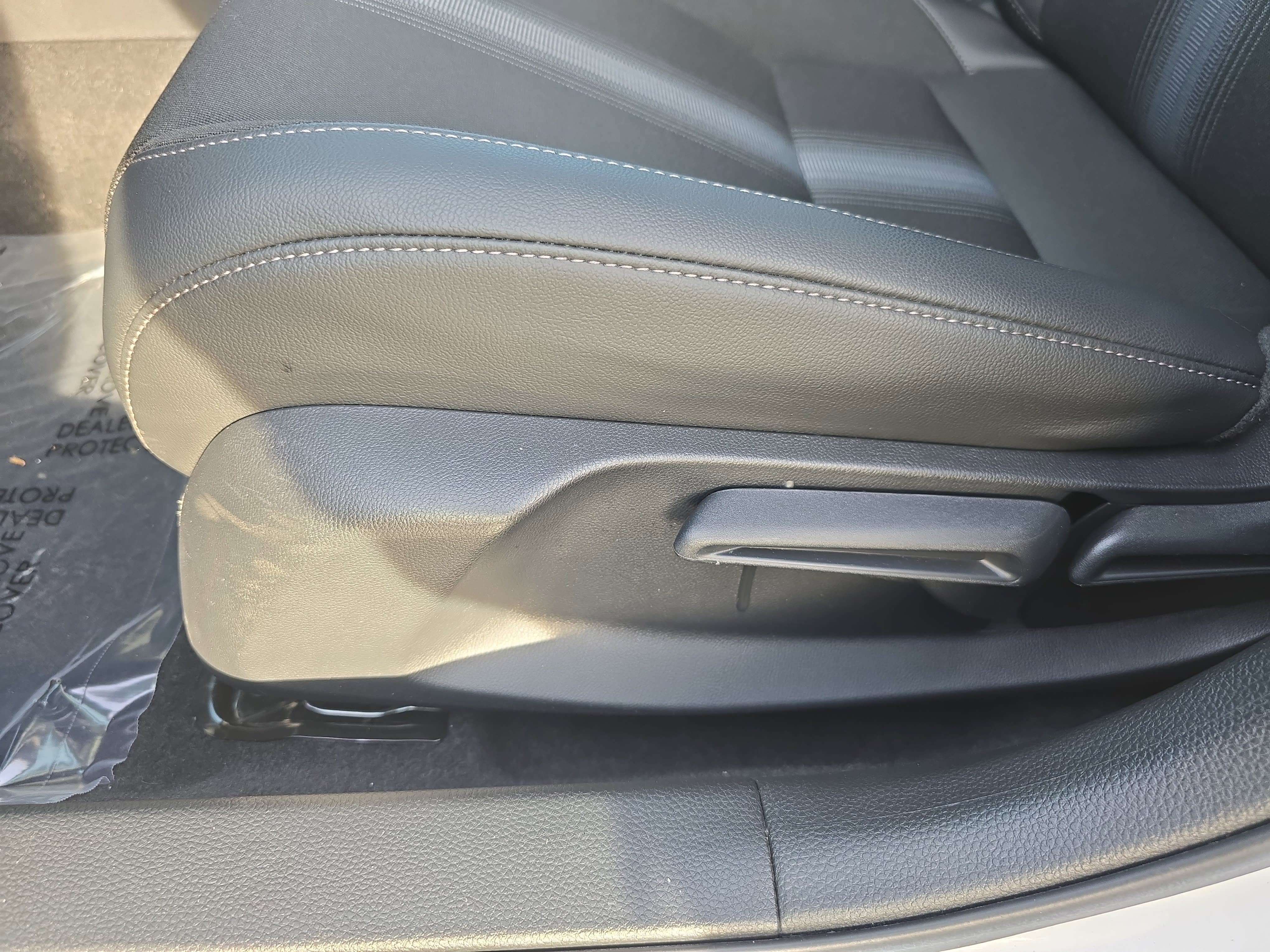 Used 2025 Honda Civic Sport image 28