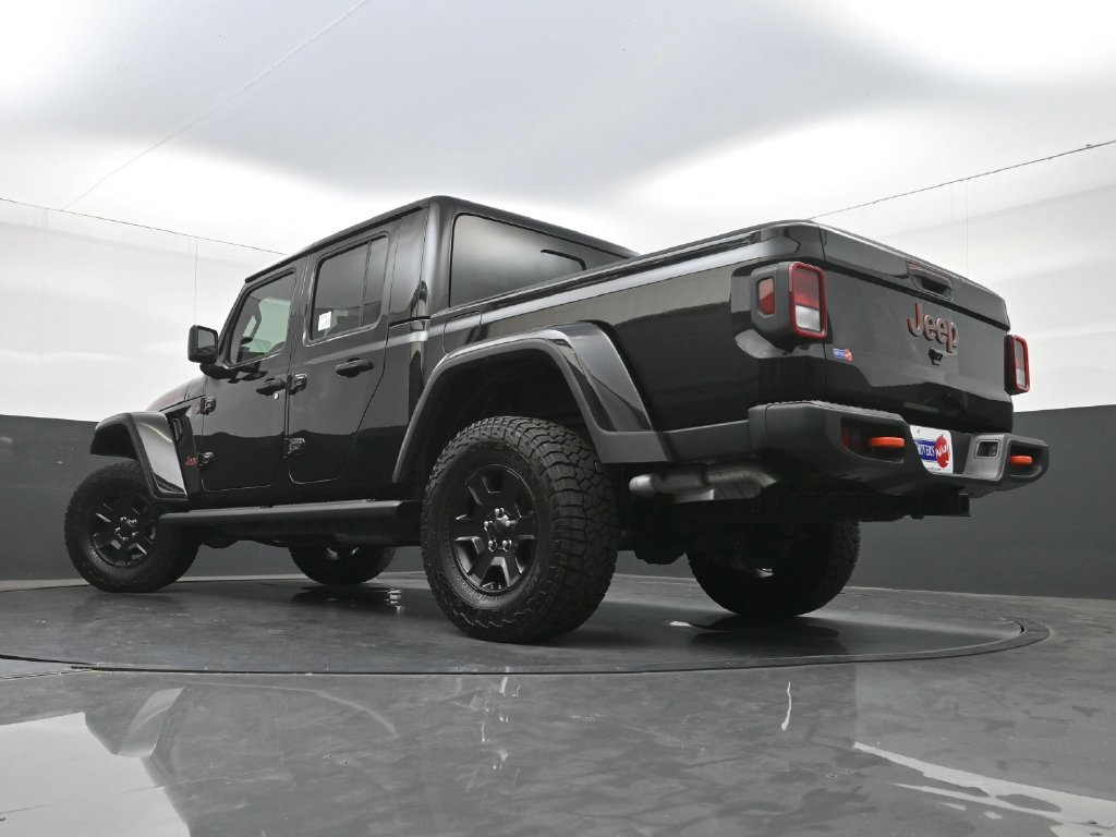 Used 2023 Jeep Gladiator Mojave w/ Trailer Tow Package AWD/4WD image 28