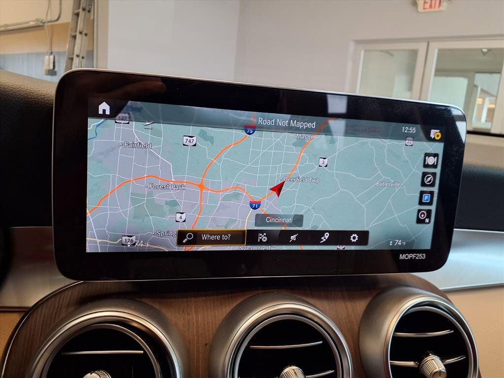 Used 2021 Mercedes-Benz GLC 300 4MATIC image 14