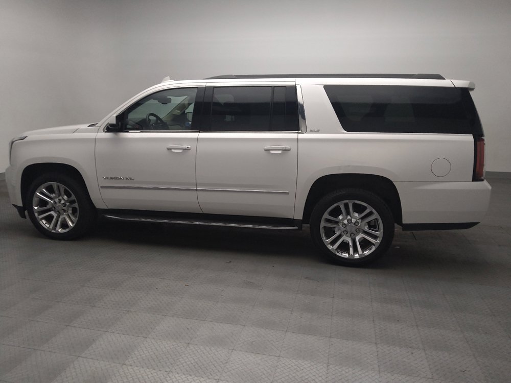 Used 2020 GMC Yukon XL SLT w/ Premium Edition RWD image 3