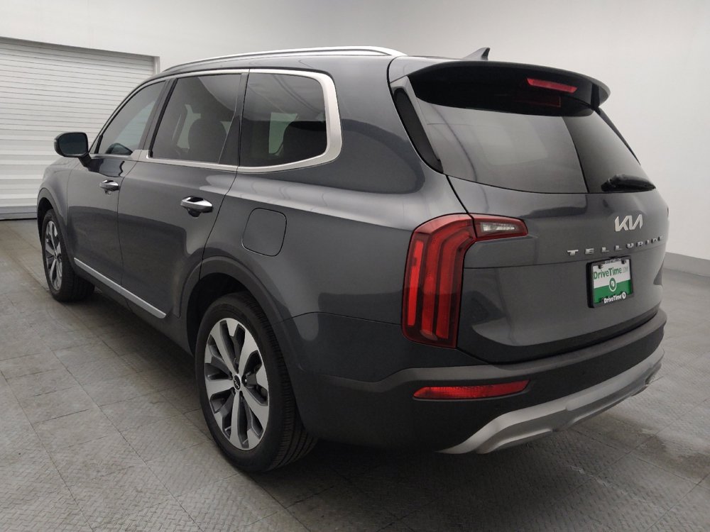 Used 2022 Kia Telluride S FWD image 3