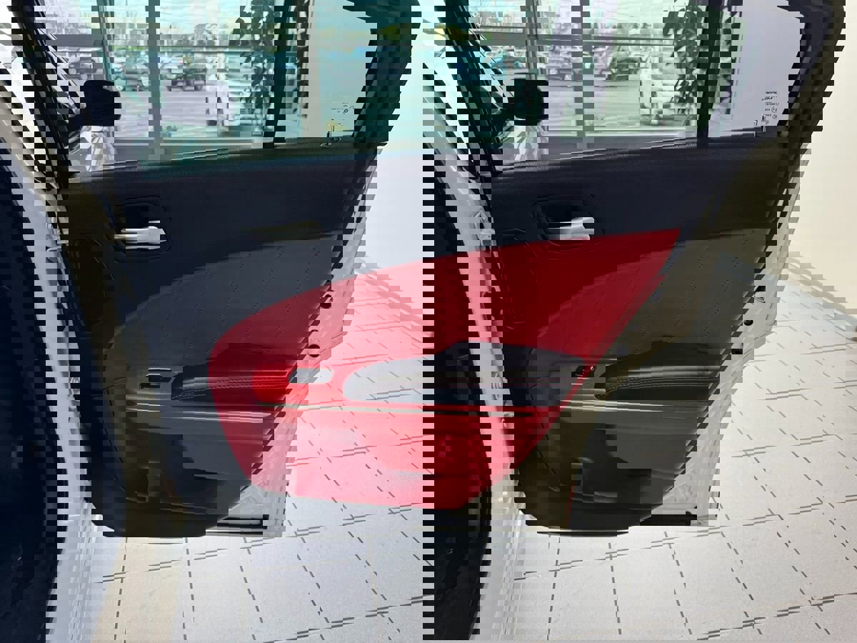 Used 2015 Dodge Charger R/T RWD image 49