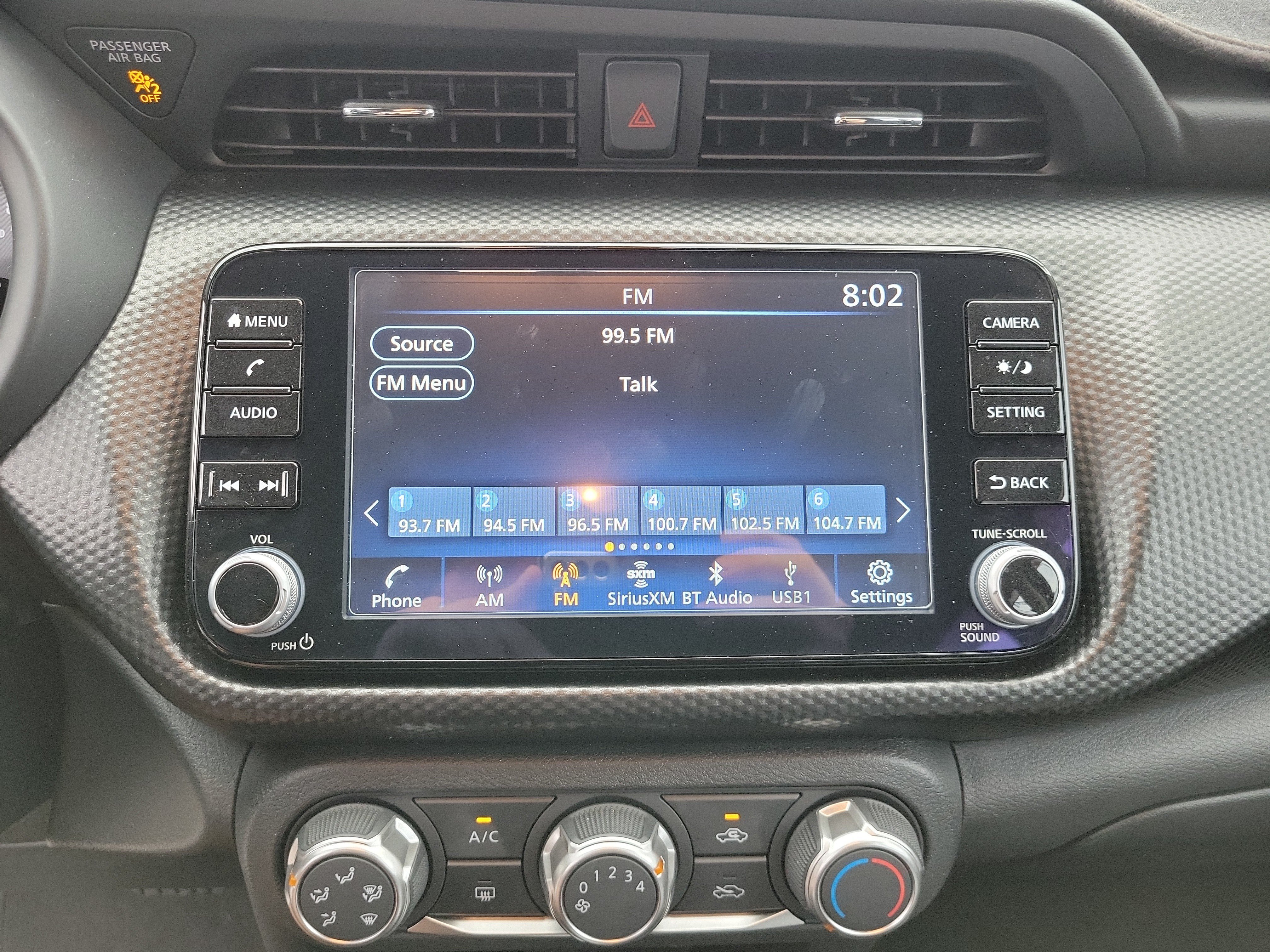 Used 2024 Nissan Kicks SV w/ Interior Electronics Package FWD image 15