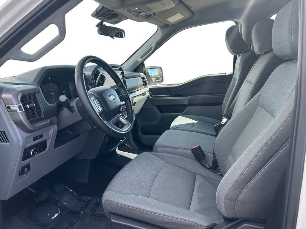 Used 2025 Ford F150 XLT w/ Equipment Group 301A Standard image 11
