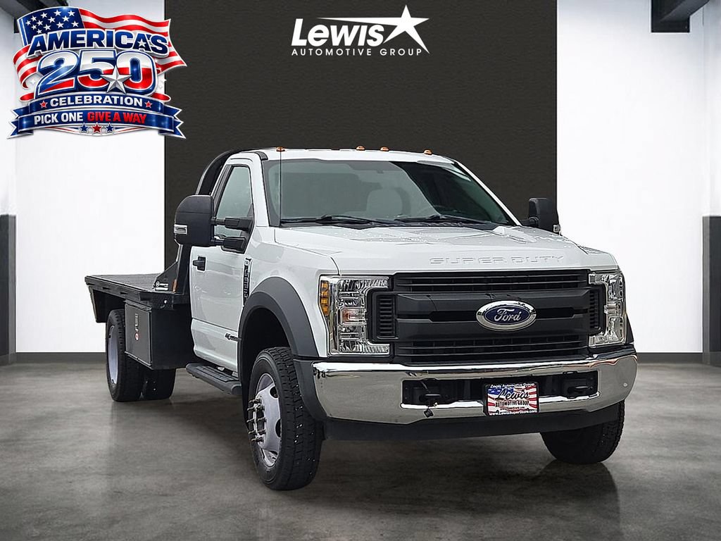 Used 2018 Ford F550 2WD Regular Cab Super Duty image 6