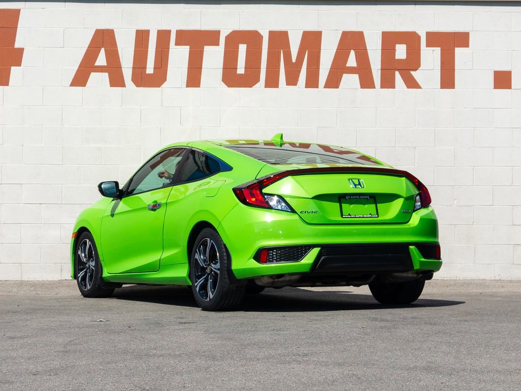 Used 2017 Honda Civic Touring image 7