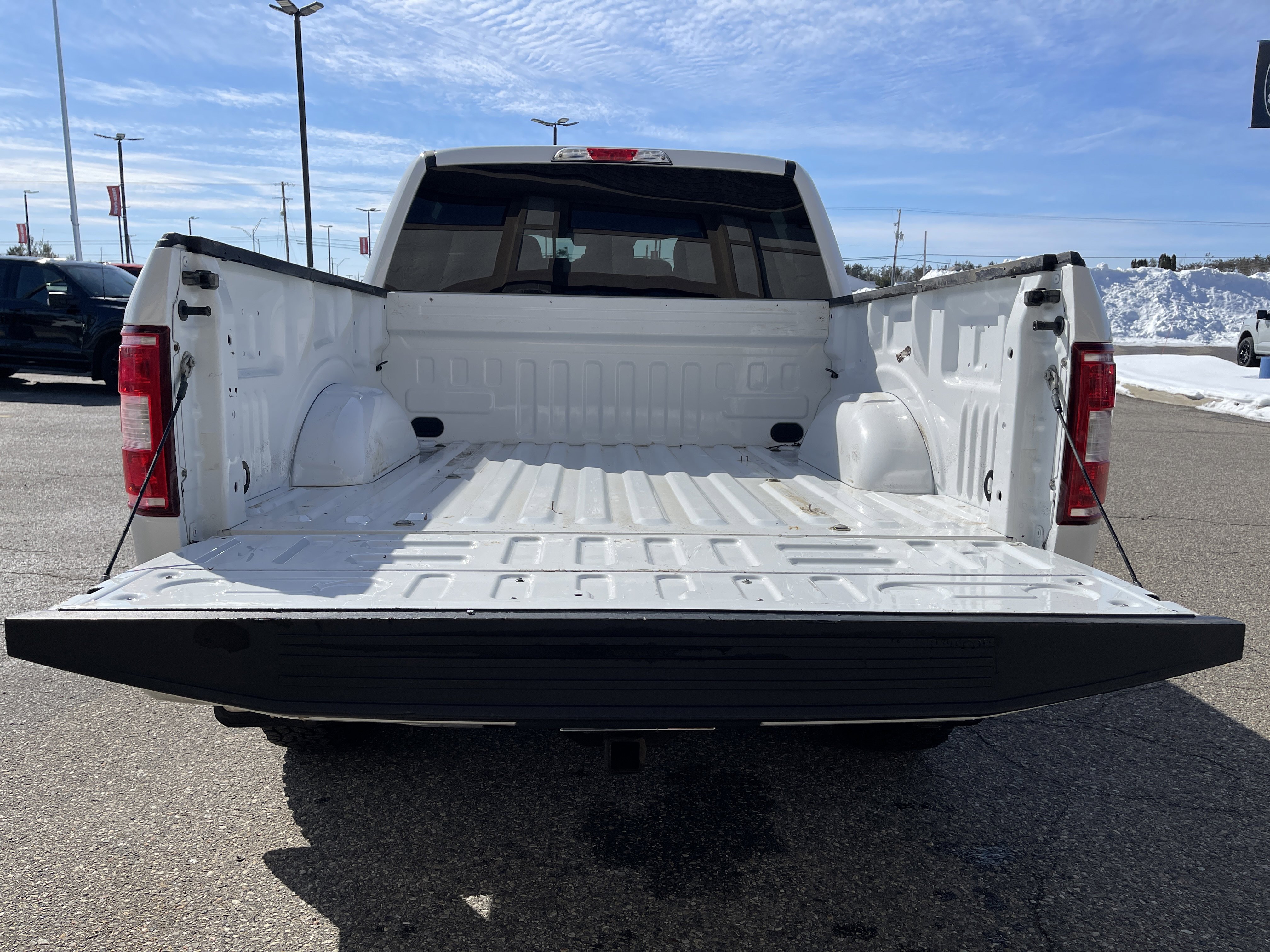 Used 2020 Ford F150 XLT w/ XTR Package image 9