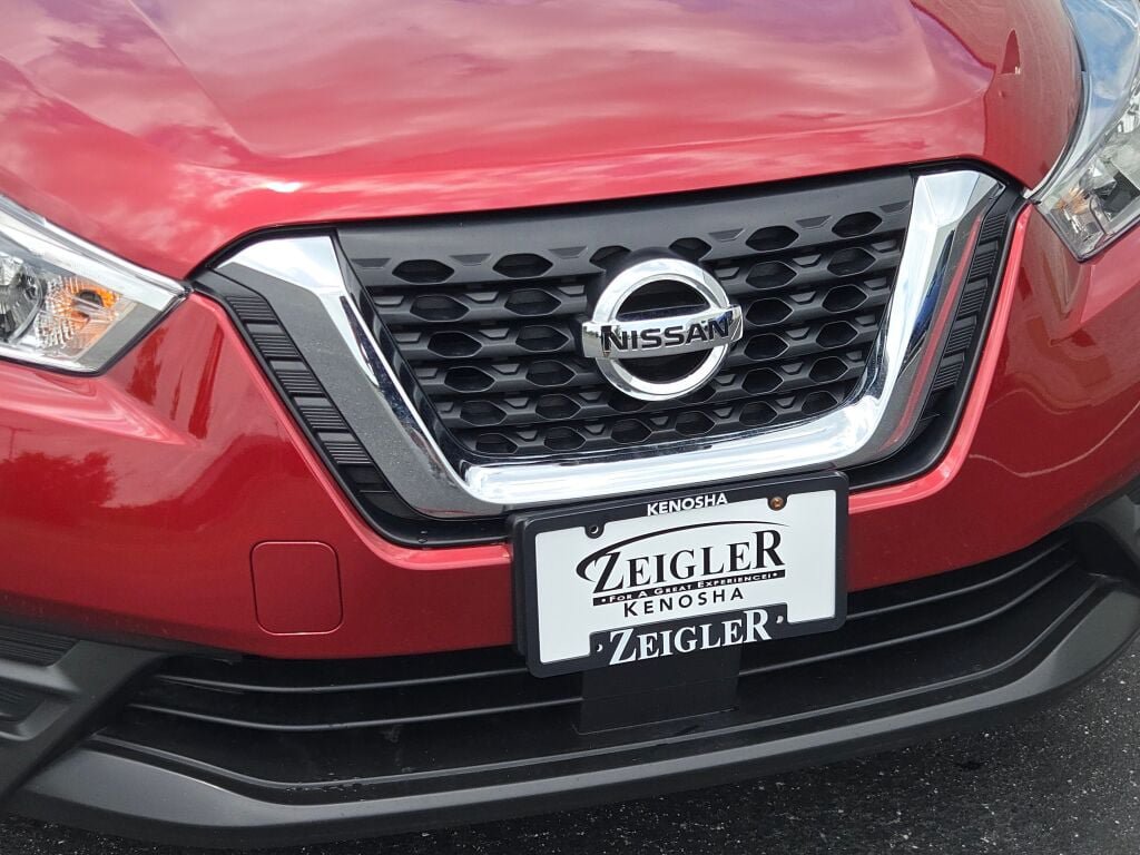 Used 2020 Nissan Kicks SV FWD image 5