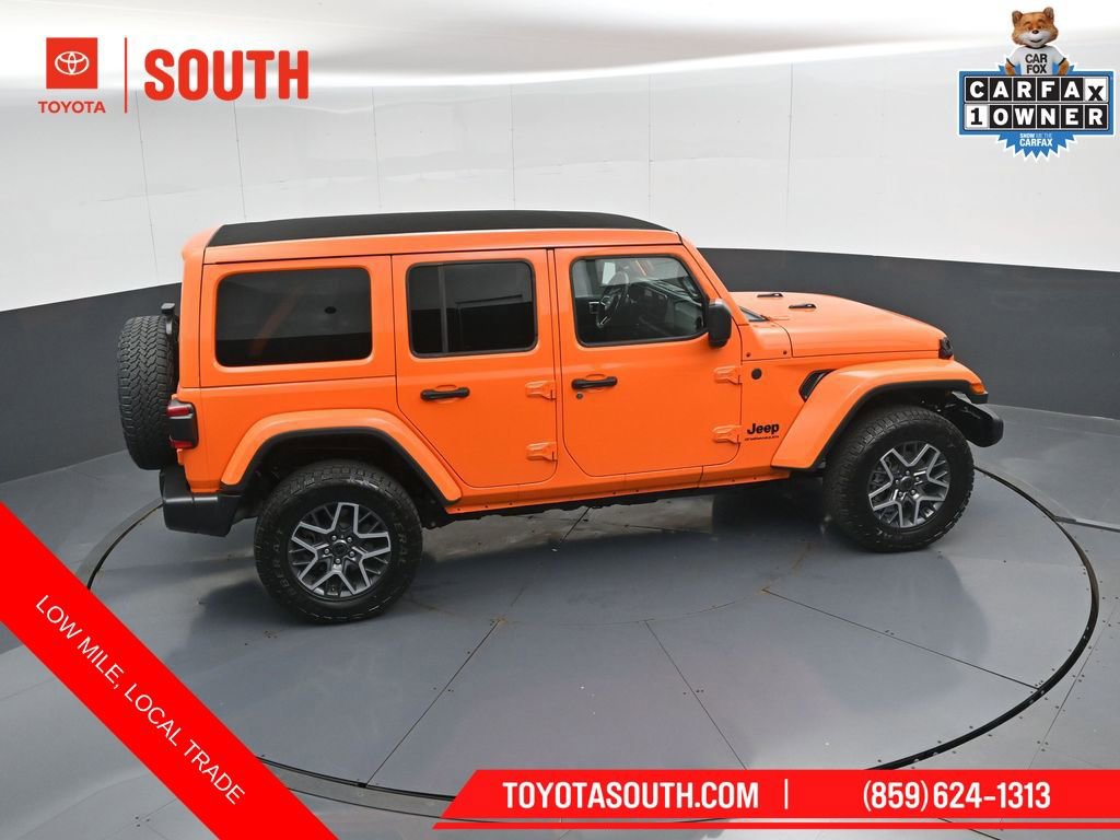 Used 2025 Jeep Wrangler Sahara w/ Technology Group AWD/4WD image 50