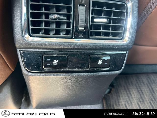 Used 2017 Subaru Outback 2.5i Touring AWD/4WD image 17