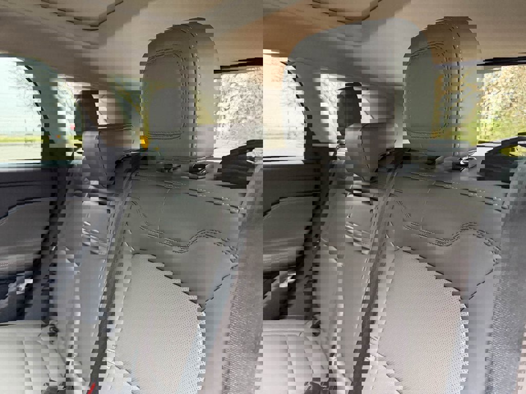 New 2026 Lincoln Corsair Premiere image 14