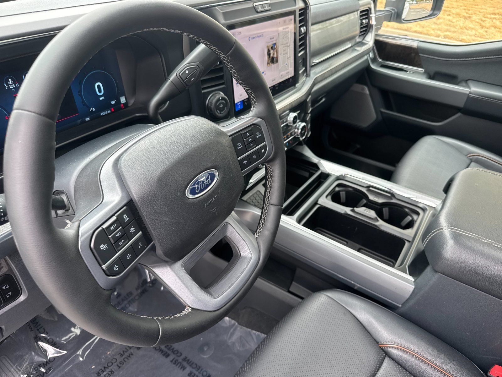 Used 2025 Ford F350 Lariat w/ Lariat Ultimate Package AWD/4WD image 10