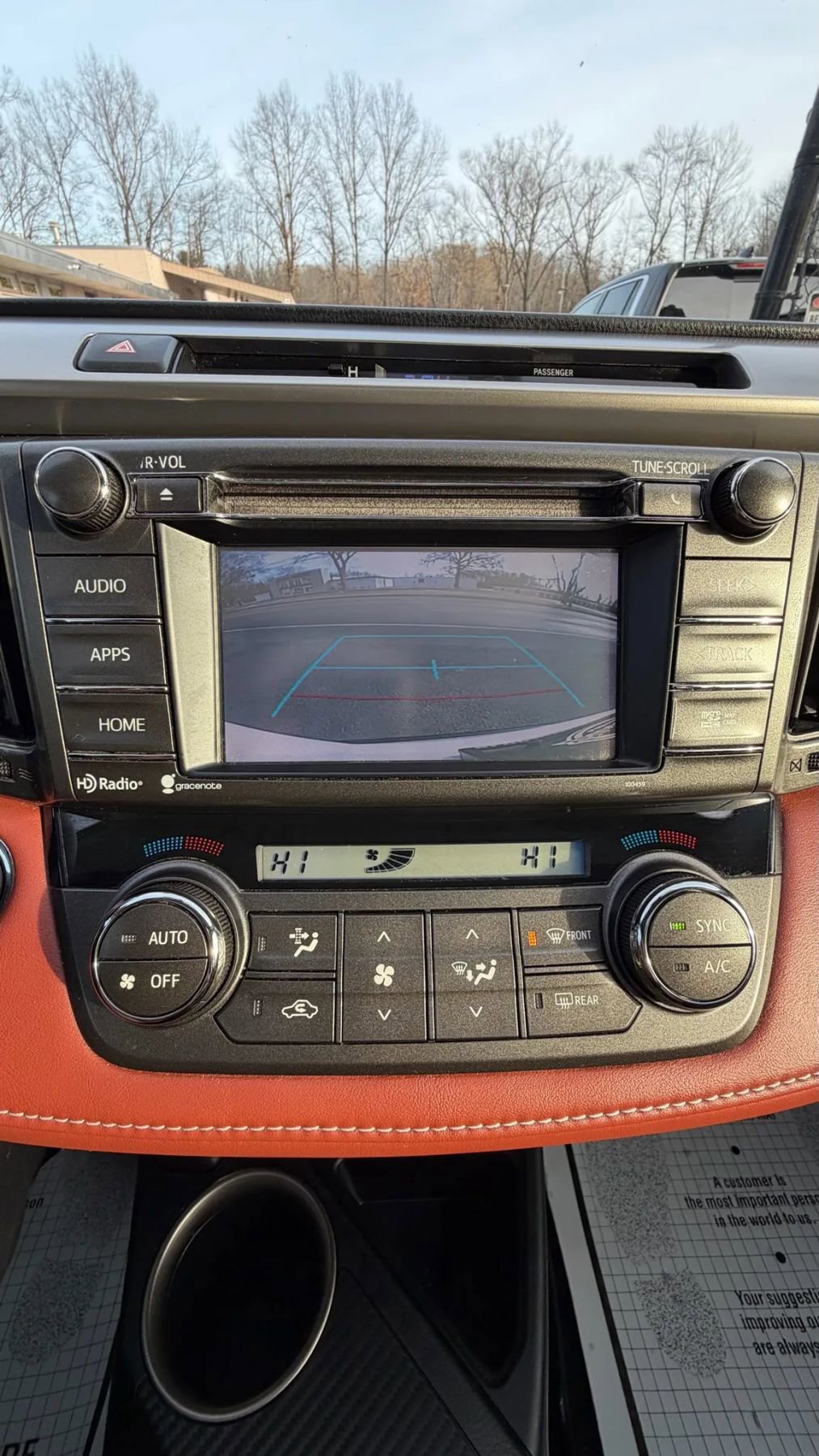 Used 2015 Toyota RAV4 Limited image 26