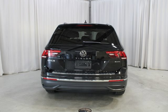 Used 2024 Volkswagen Tiguan Wolfsburg Edition w/ Panoramic Sunroof Package AWD/4WD image 25