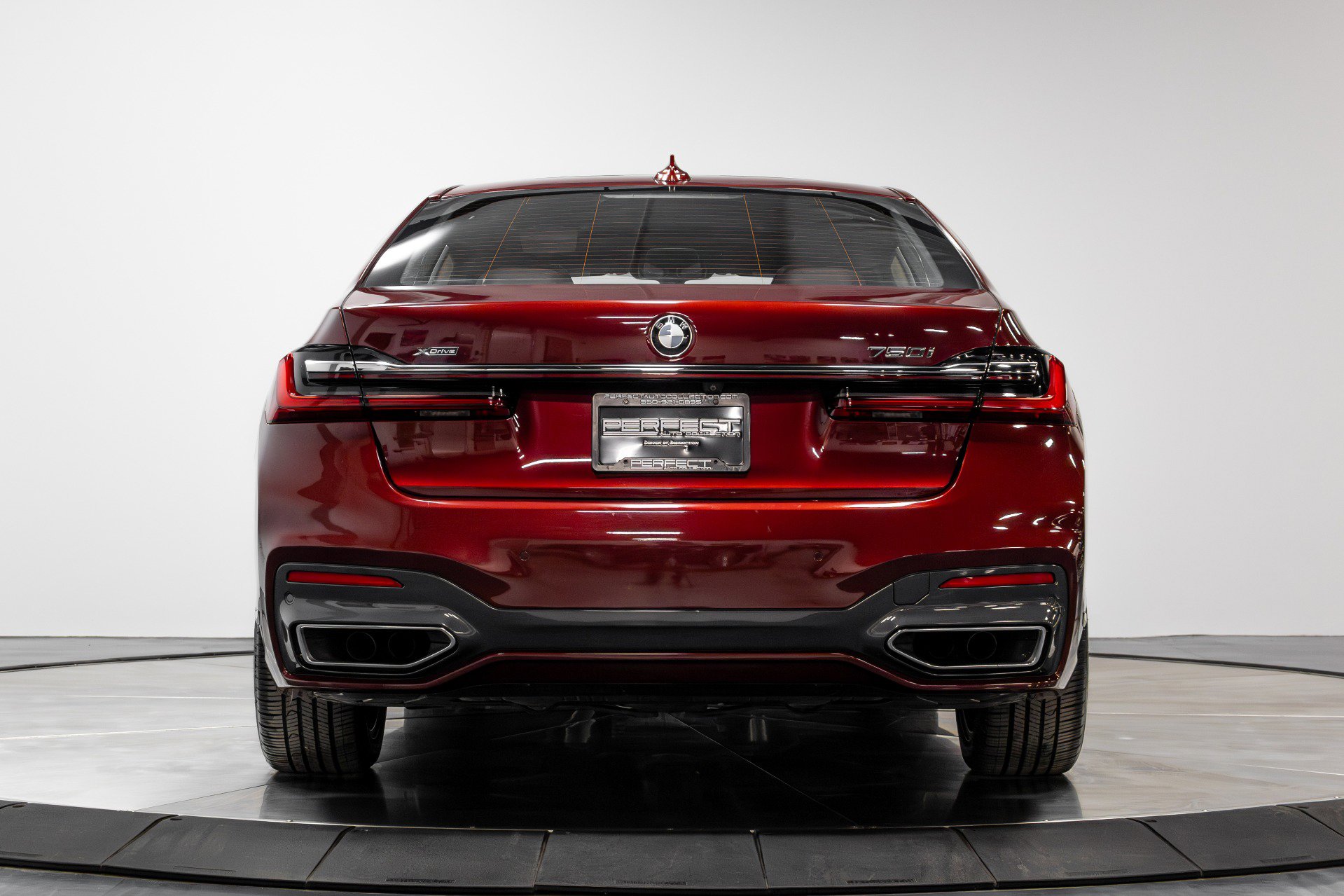 Used 2020 BMW 750i xDrive w/ Executive Package image 41