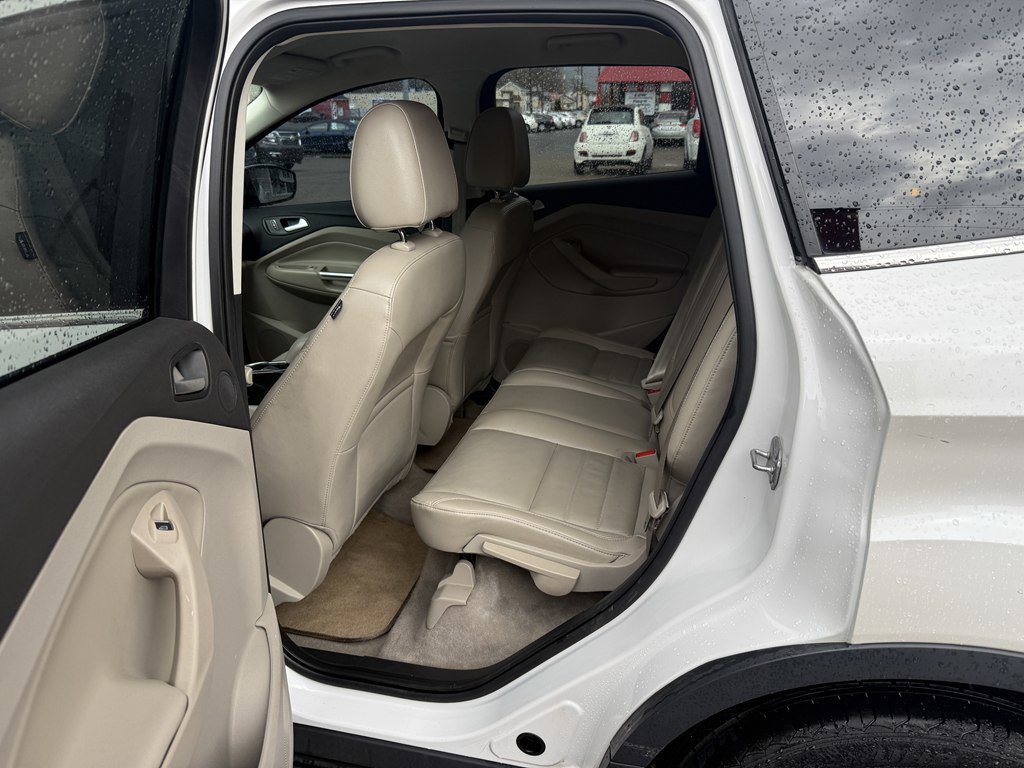 Used 2016 Ford Escape Titanium image 19