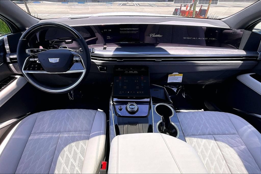 New 2026 Cadillac Escalade IQL Luxury w/ LPO, Floor Liner Package AWD/4WD image 7