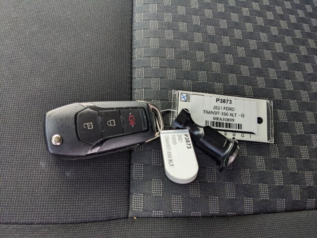 Used 2021 Ford Transit 350 XLT image 28