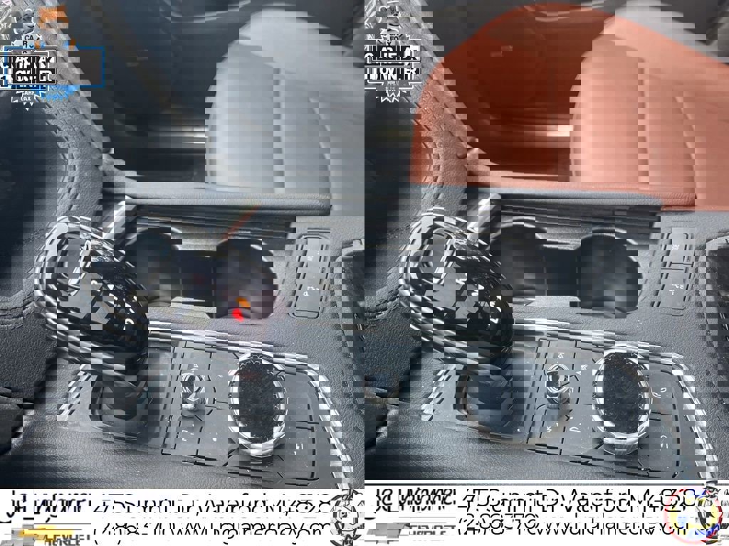 Certified 2023 Cadillac XT5 Premium Luxury image 17