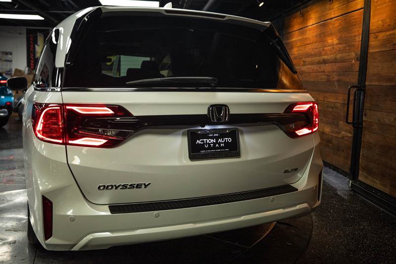 Used 2026 Honda Odyssey Elite image 6